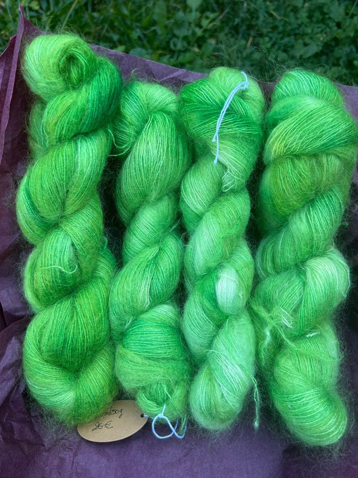 Kid Mohair Lace – Vert pomme (64% mohair / 36% soie)